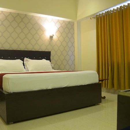 Hotel Pritika Durgāpur Екстериор снимка