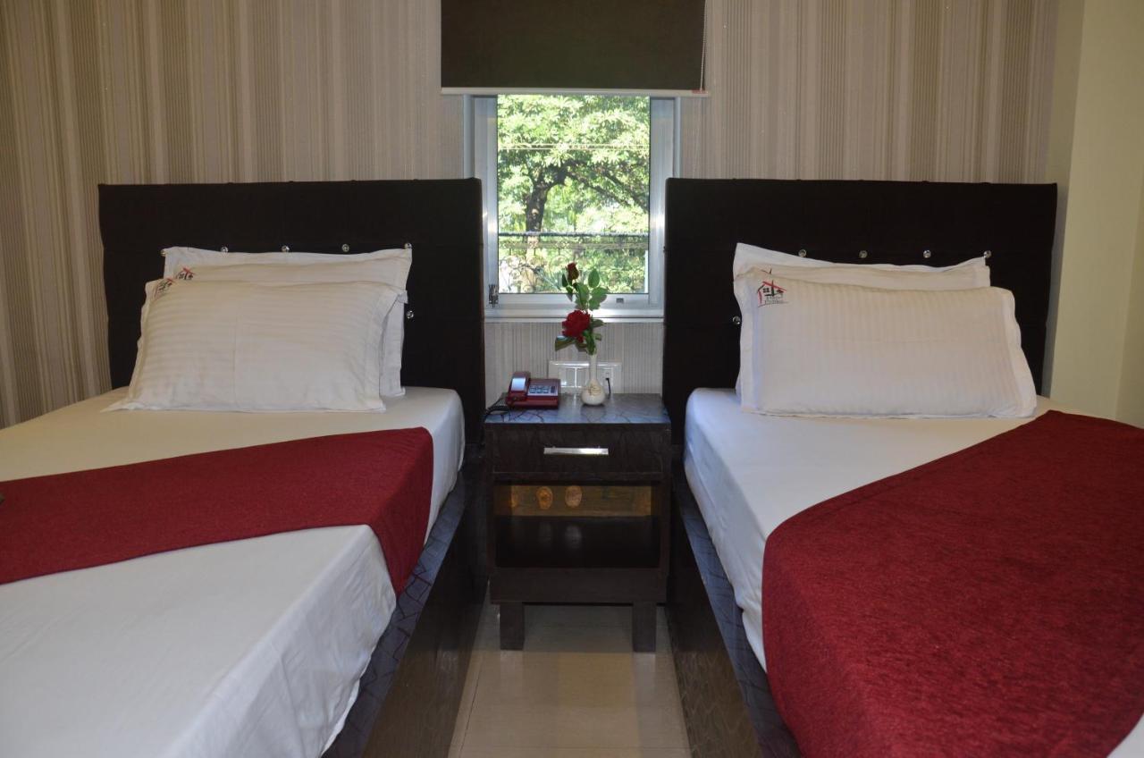 Hotel Pritika Durgāpur Екстериор снимка